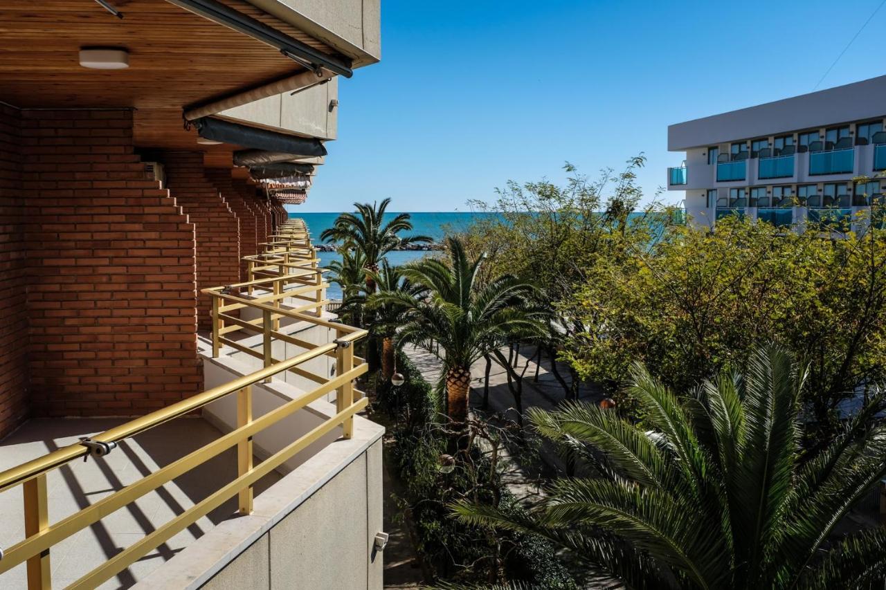 Apartamentos Marina Sol De Espana كامبريلس المظهر الخارجي الصورة